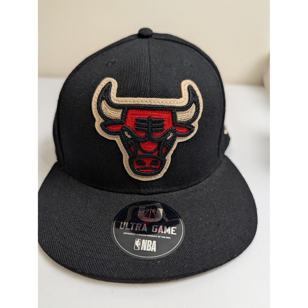 Ultra Game Chicago Bulls Hat Mens OSFM Black Polyester Snapback NBA Flat Brim